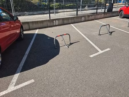 place de parking secteur hôpital