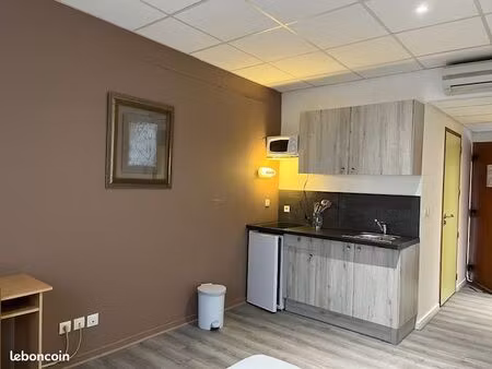 studio meublé - génissieux