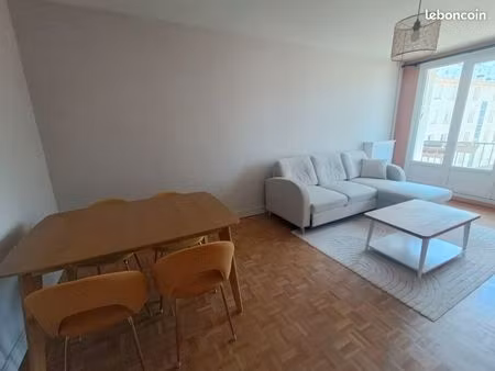 t2 meublé de 51 m² – quartier ferrière – tram à 2 min – parking  cave et cellier