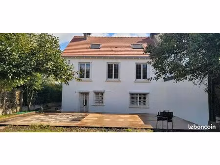 maison 7 pièces - 168m²