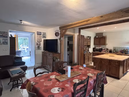 à vendre belle maison familiale avec grand terrain à trun