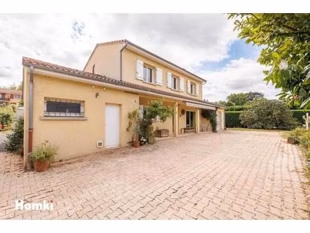 maison/villa t7 de 145 m² à coudes 63114