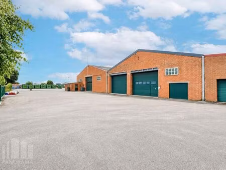 surface industrielle à louer à staatsbaan 233 kortemark (rbw55322)