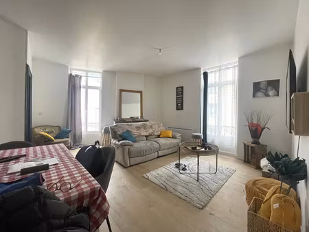 location appartement 4 pièces 113 m² à montauban (82000)