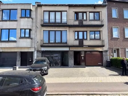 surface commerciale à louer à edegemsestraat 153 mortsel (rbw55434)
