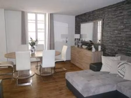 vente immeuble à cognac (16100) : à vendre / 106m² cognac