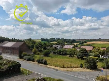beau terrain à bâtir de 11ares pour construct. 4 façades