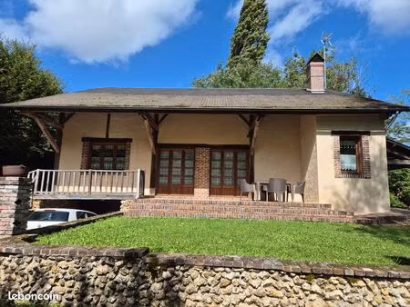 maison individuelle en campagne bourguignonne