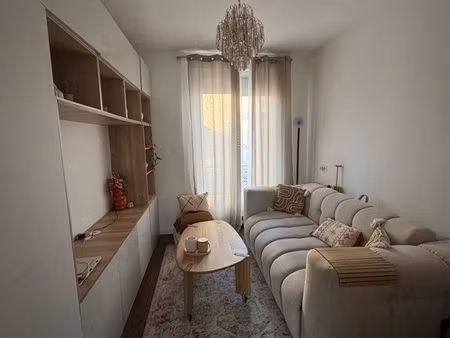 studio meublé à louer 21m2 (septembre)