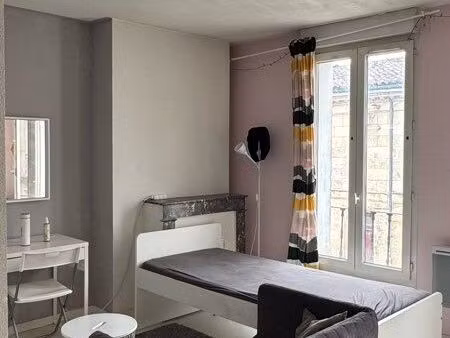 studio meublé 33 m² — nansouty  bordeaux — 450 cc
