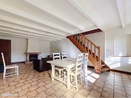 à louer –appartement rénové de 110 m²