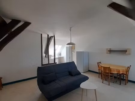 loue studio meublé