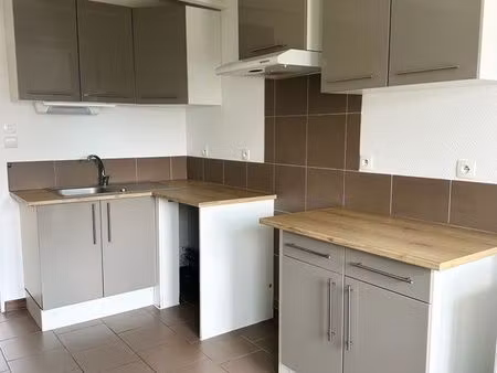 à louer maison 2 chambres avec jardin