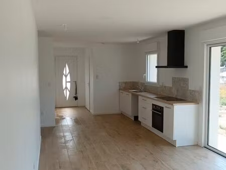 maison a louer a l'annee saint augustin sur mer