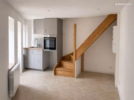 maison 35 m2 à louer 450/mois centre ville