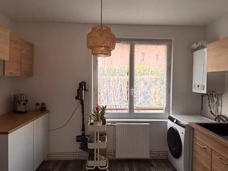 appartement 1er étage proche métro mitterie