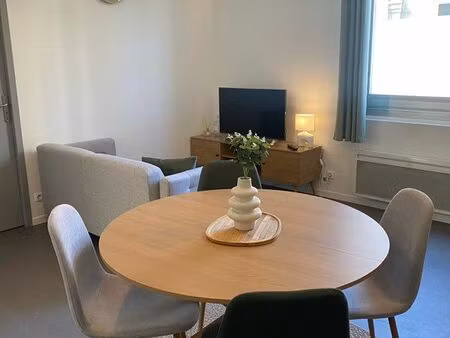 appartement deux chambres centre saumur calme