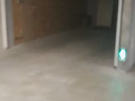 grand garage de 19m²