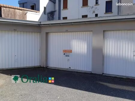 garage / box st martin d heres