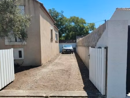 villa a louer de septembre à juin 2027