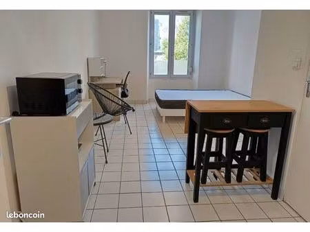 studio 23m²