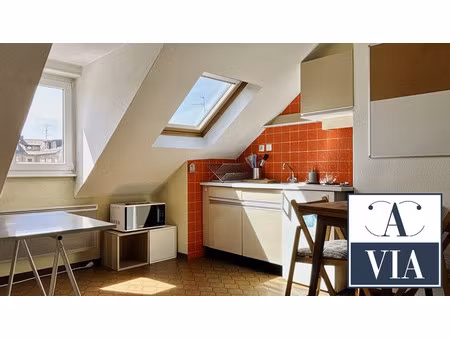 un chaleureux studio lumineux  fonctionnel et confortable - cont