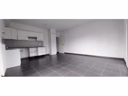 appartement t2 ambares et lagrave - centre ville