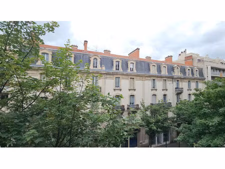 appartement 2 pièces 39 m² à louer clermont-ferrand 63000 ? | era immobilier