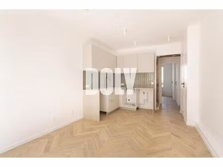 doly - appartement 34m2 - 2 pièces - refait à neuf - gambetta / pelleport