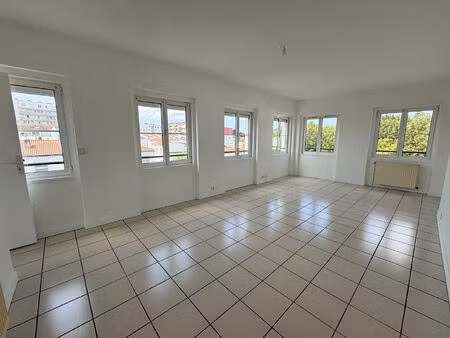 appartement 3 pièces 67 m² à louer royan 17200 ? | era immobilier