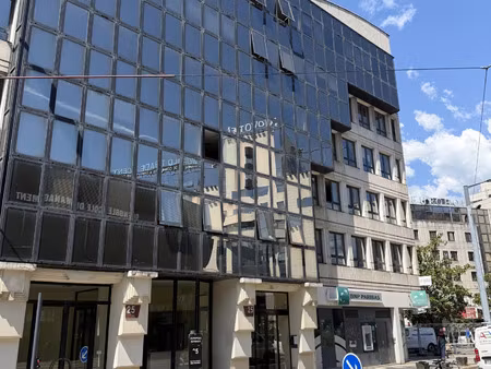 location bureau 107 m² à grenoble (38000)