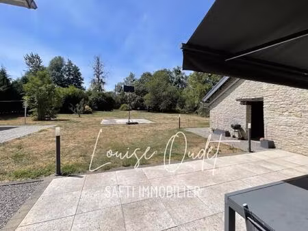une maison rare  qui allie charme  volumes et confort pour une vie de famille sereine.