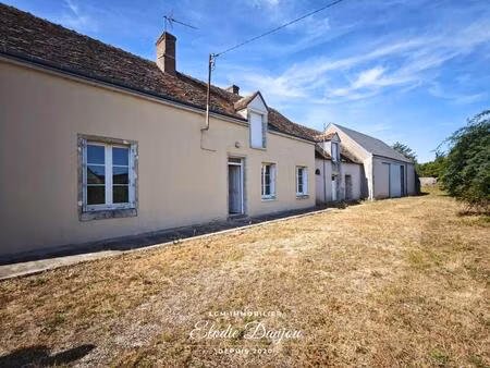 longère à rénover - potentiel d'agrandissement - grange et jardin - proche beaugency et ch