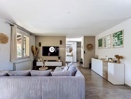 villa t6 avec piscine et jardin