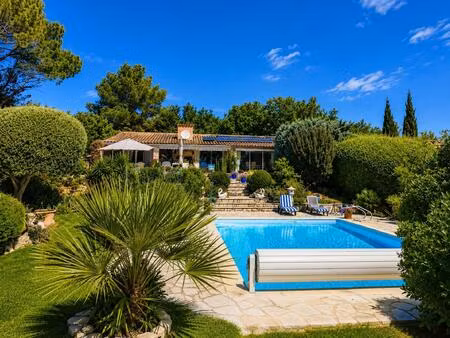 villa 6 pieces avec garage - piscine chauffee & vue degagee
