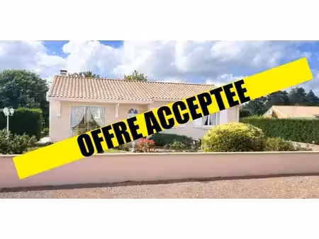 tout proche de saint-andré de cubzac à marsas - maison contemporaine soigneusement entrete