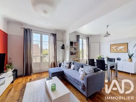 appartement à le mesnil-le-roi (78600)