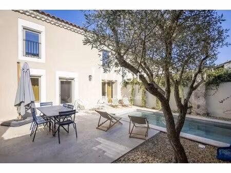 proche saint-rémy-de-provence - maison de village rénovée