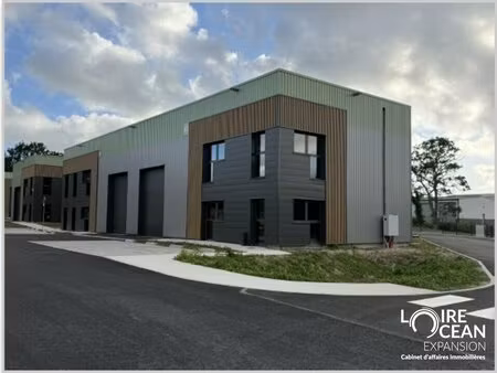 location local d’activités pornic 44210 195m²