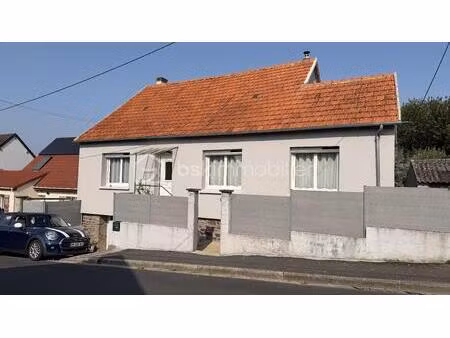 maison de ville de 80 m² à saint-lo