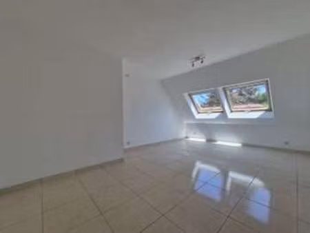 location appartement 2 pièces à mûrs-erigné (49610) : à louer 2 pièces / 33m² mûrs-erigné