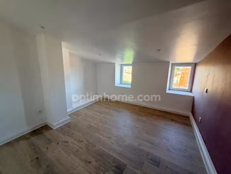 vente immeuble 6 pièces 135 m² à marans (17230)  256 000 €