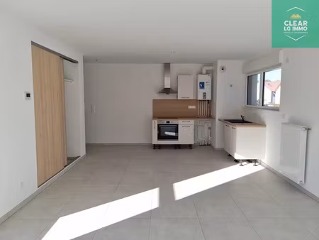 location appartement 4 pièces 88.4 m² à audun-le-tiche (57390)  1 930 €