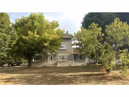 charmante maison de campagne avec gîte attenant en dordogne  proche brantôme (24310)...