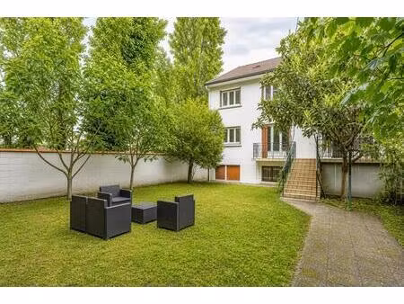maison familiale a drancy 15 pièces
