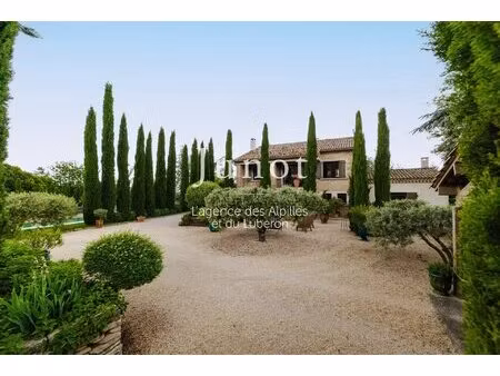 robion - maison de village avec vue luberon