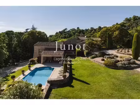 goult - proche village - mas du xviie rénové - piscine - jardin paysager 8600m²