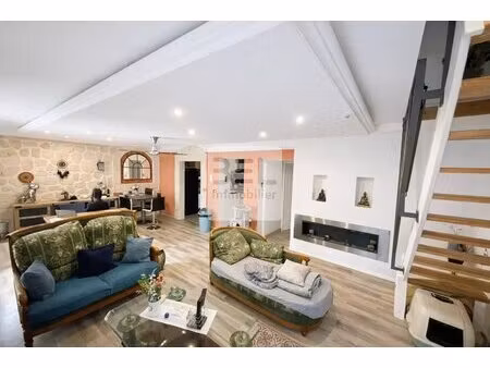 appartement de charme à uzès avec piscine commune
