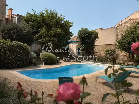 elegante maison de maitre avec piscine  corbieres