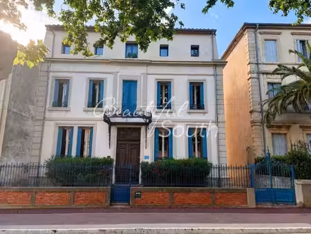 elegante maison de maitre avec piscine  corbieres